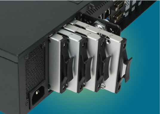 Four 2.5-inch SSD/HDD installing into FLEX-BX210 embedded system